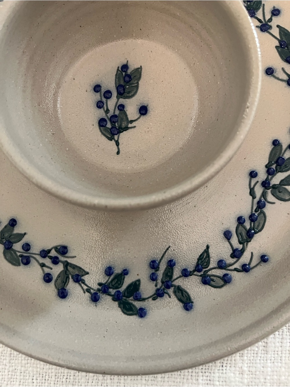 Salmon Falls Stoneware Chip & Dip Platter in Blueberry & Green Vine Pattern 2002 - Picture 8 of 12